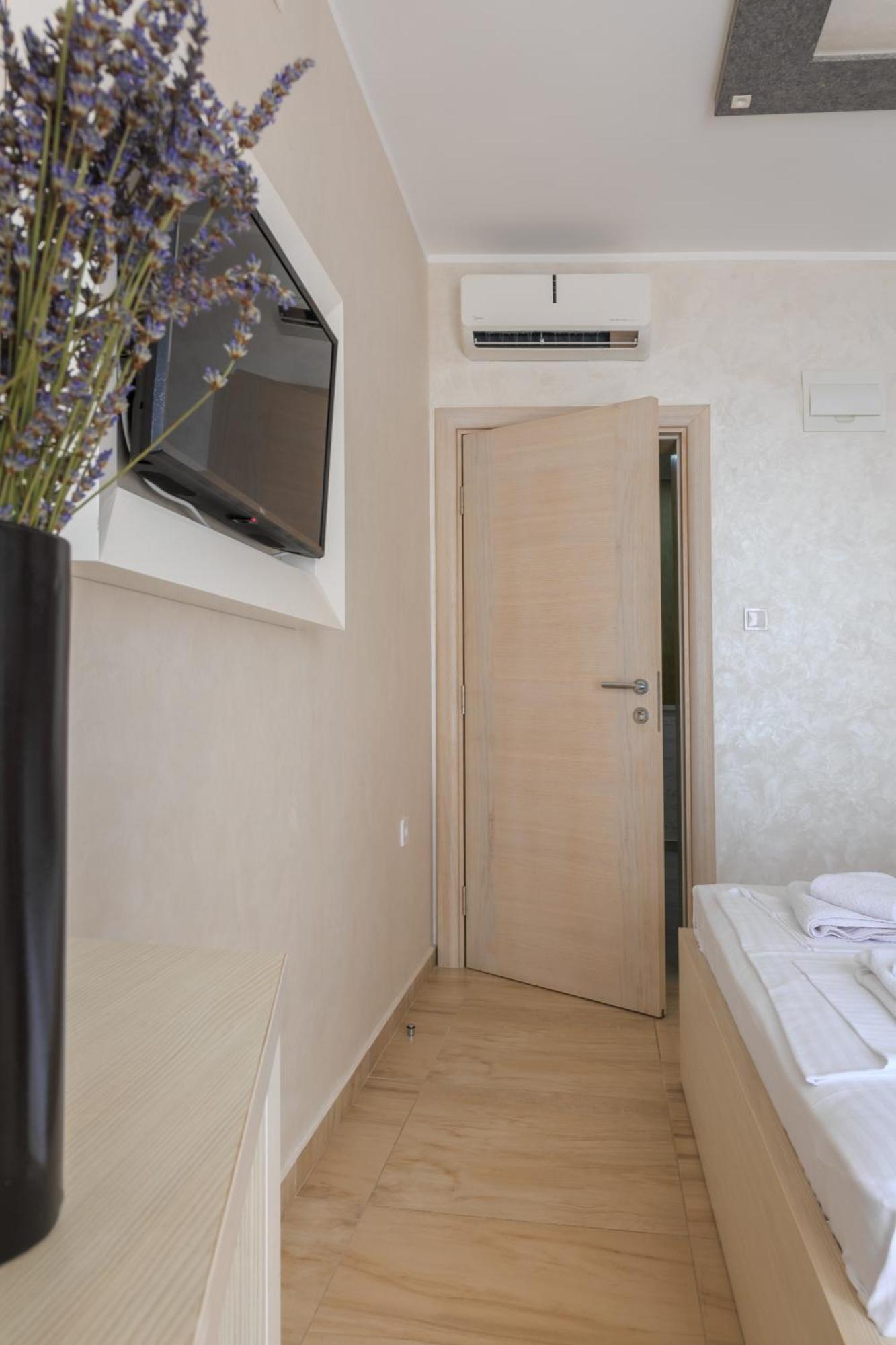 Hotel Maksim Herceg Novi Eksteriør billede