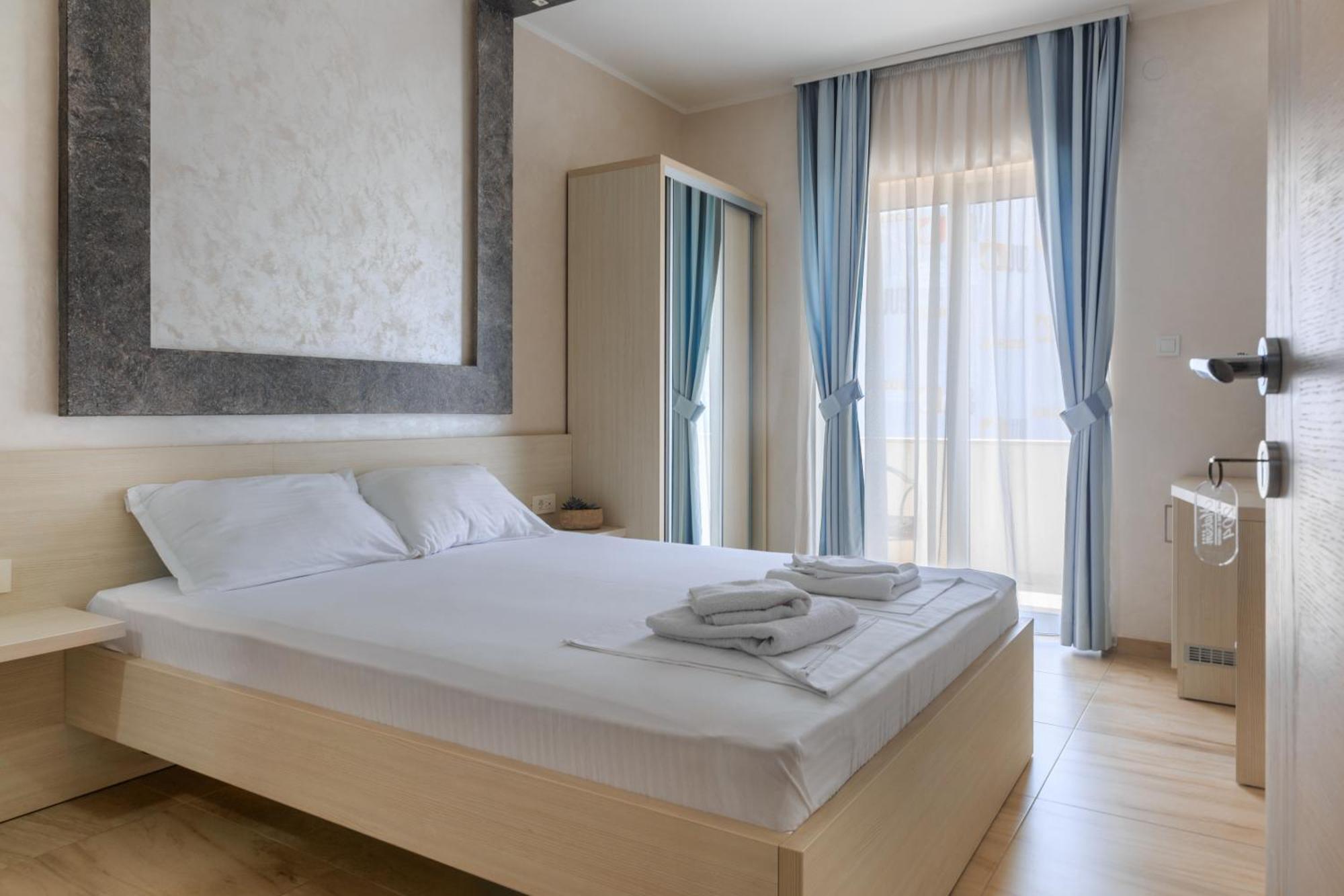 Hotel Maksim Herceg Novi Eksteriør billede