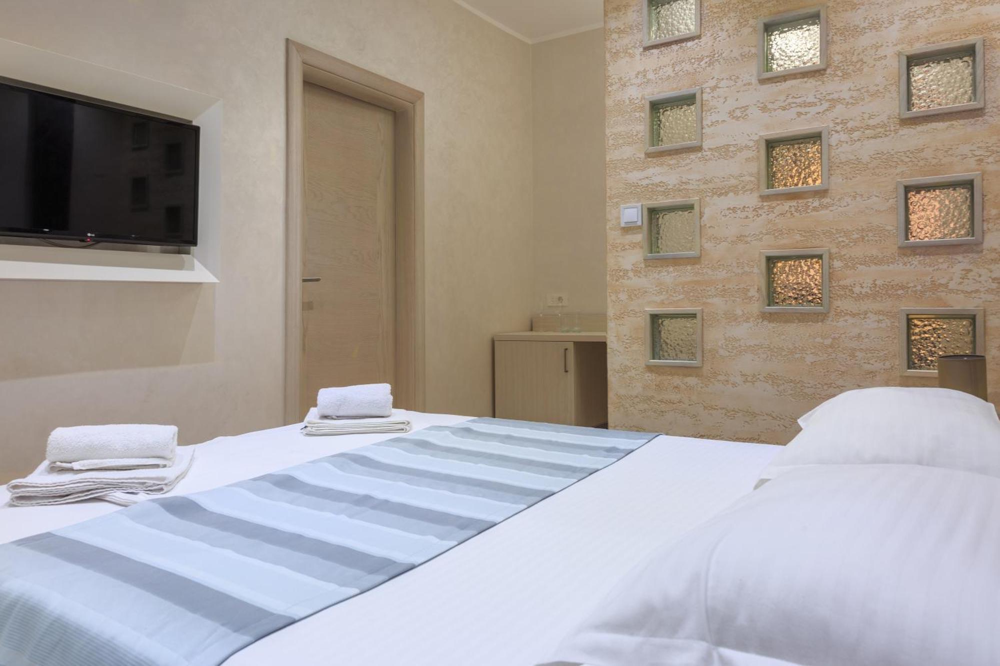 Hotel Maksim Herceg Novi Eksteriør billede