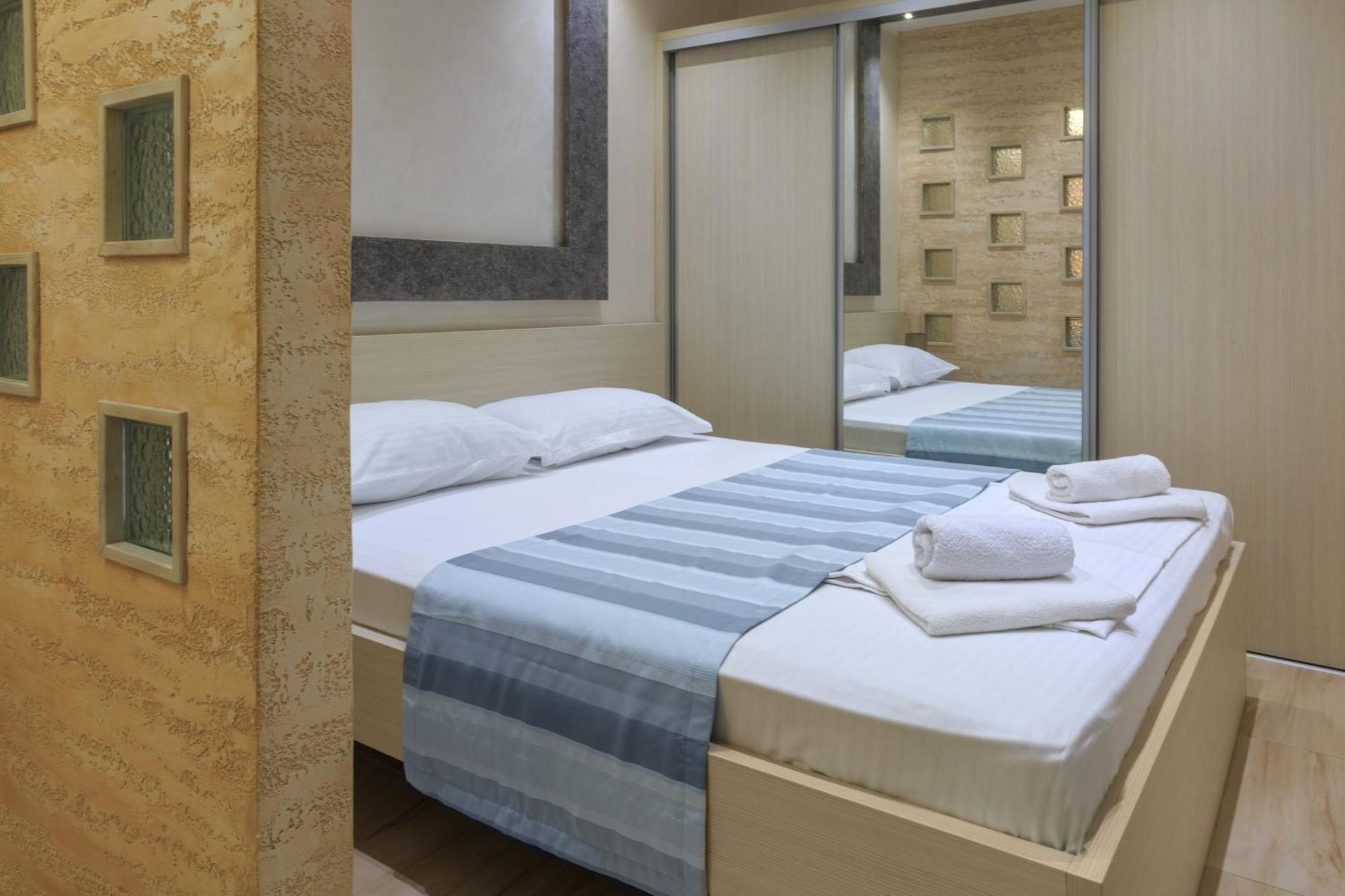 Hotel Maksim Herceg Novi Eksteriør billede