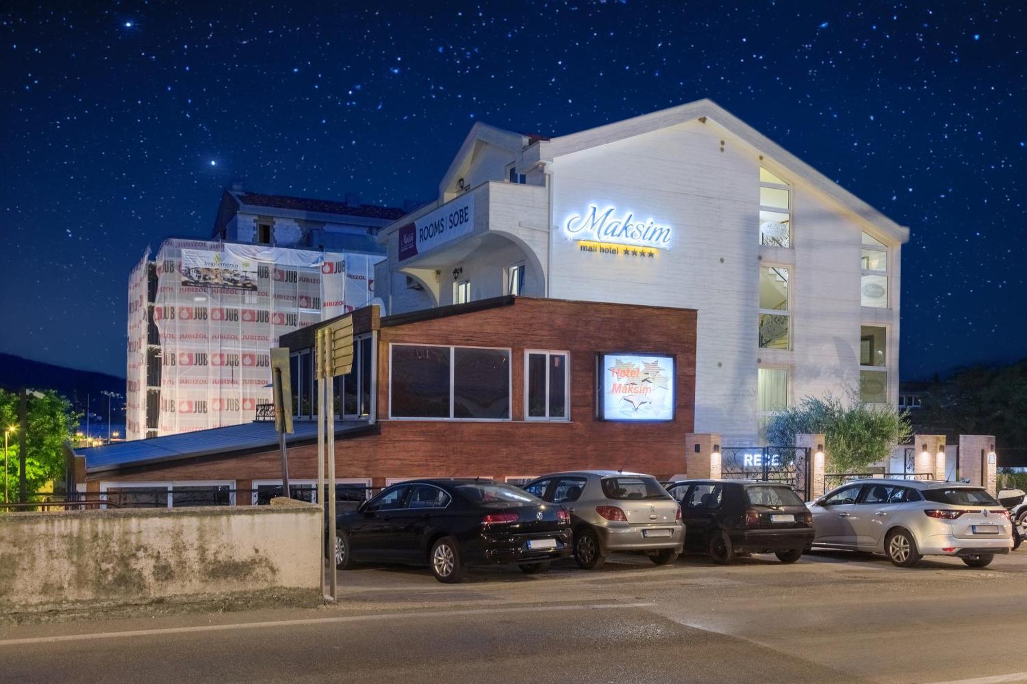 Hotel Maksim Herceg Novi Eksteriør billede