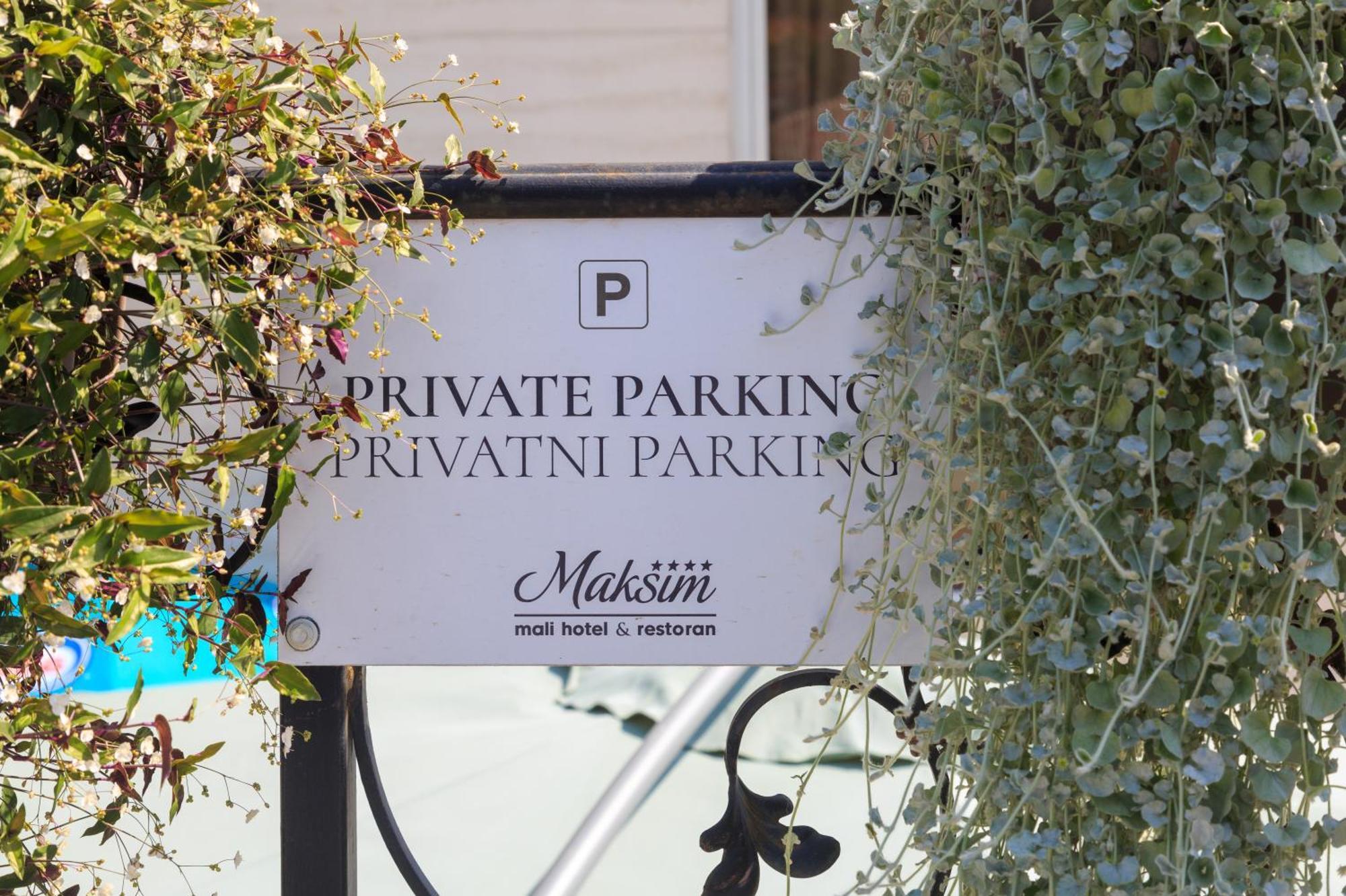Hotel Maksim Herceg Novi Eksteriør billede