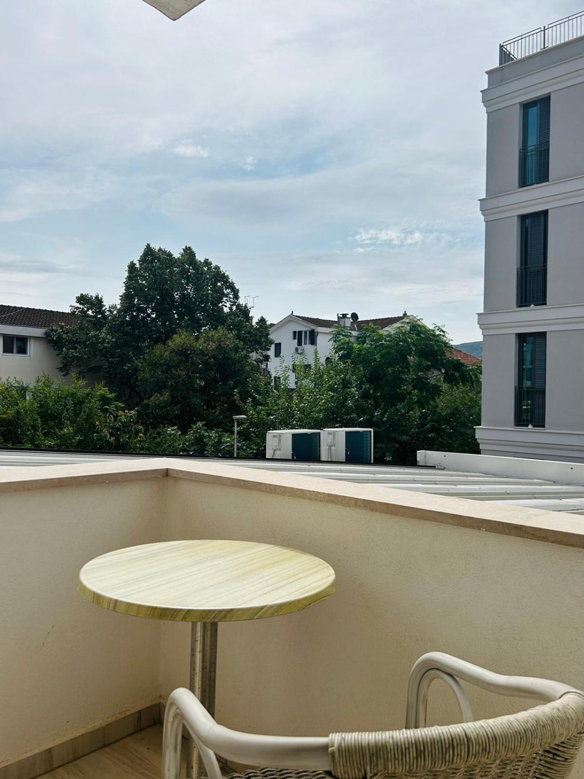 Hotel Maksim Herceg Novi Eksteriør billede